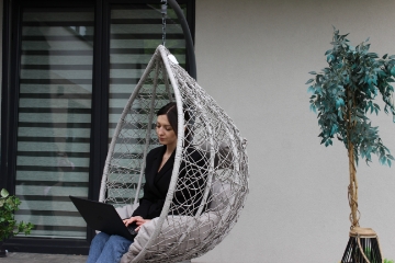 Chomik Подвесное кресло светло-серого цвета, подушка - серая, рама - серая 118X107Xd68Cm, FAT1012 - Home Club