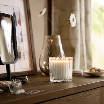 ИКЕА Ароматическая свеча в стеклянном стакане TOFSTÄRNA, 906.276.67 - Home Club