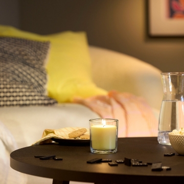 ИКЕА Ароматическая свеча в стеклянном стакане LOTSFÅGEL, 806.083.96 - Home Club