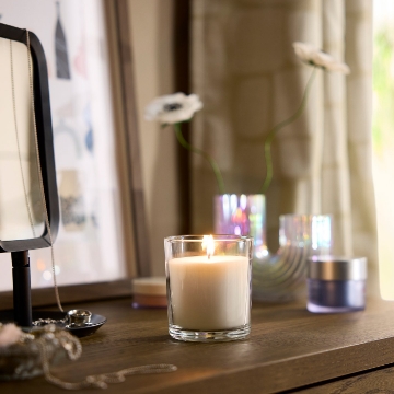 ИКЕА Ароматическая свеча в стеклянном стакане LOTSFÅGEL, 506.083.88 - Home Club