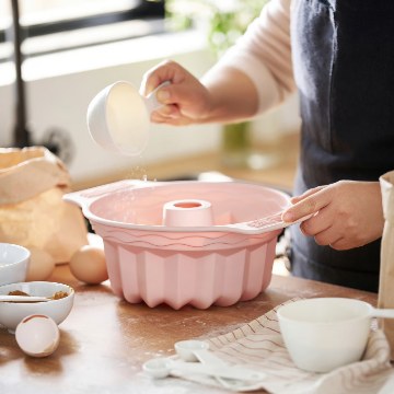 ИКЕА Форма для пирога «бабка» с трубочкой BAKTIDER, 606.330.90 - Home Club