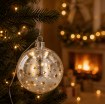 Chomik Праздничное украшение стеклянная шайба диаметром 12 см с Led-подсветкой, серебряная с звездочками, MAL2799 - Home Club, изображение 3
